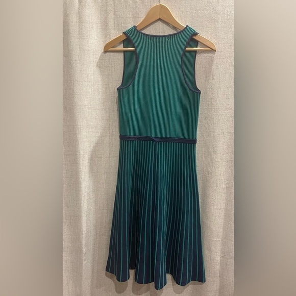 BANANA REPUBLIC sweater knit blue green fit & flare sleeveless dress. NWOT. XS - Picture 4 of 11